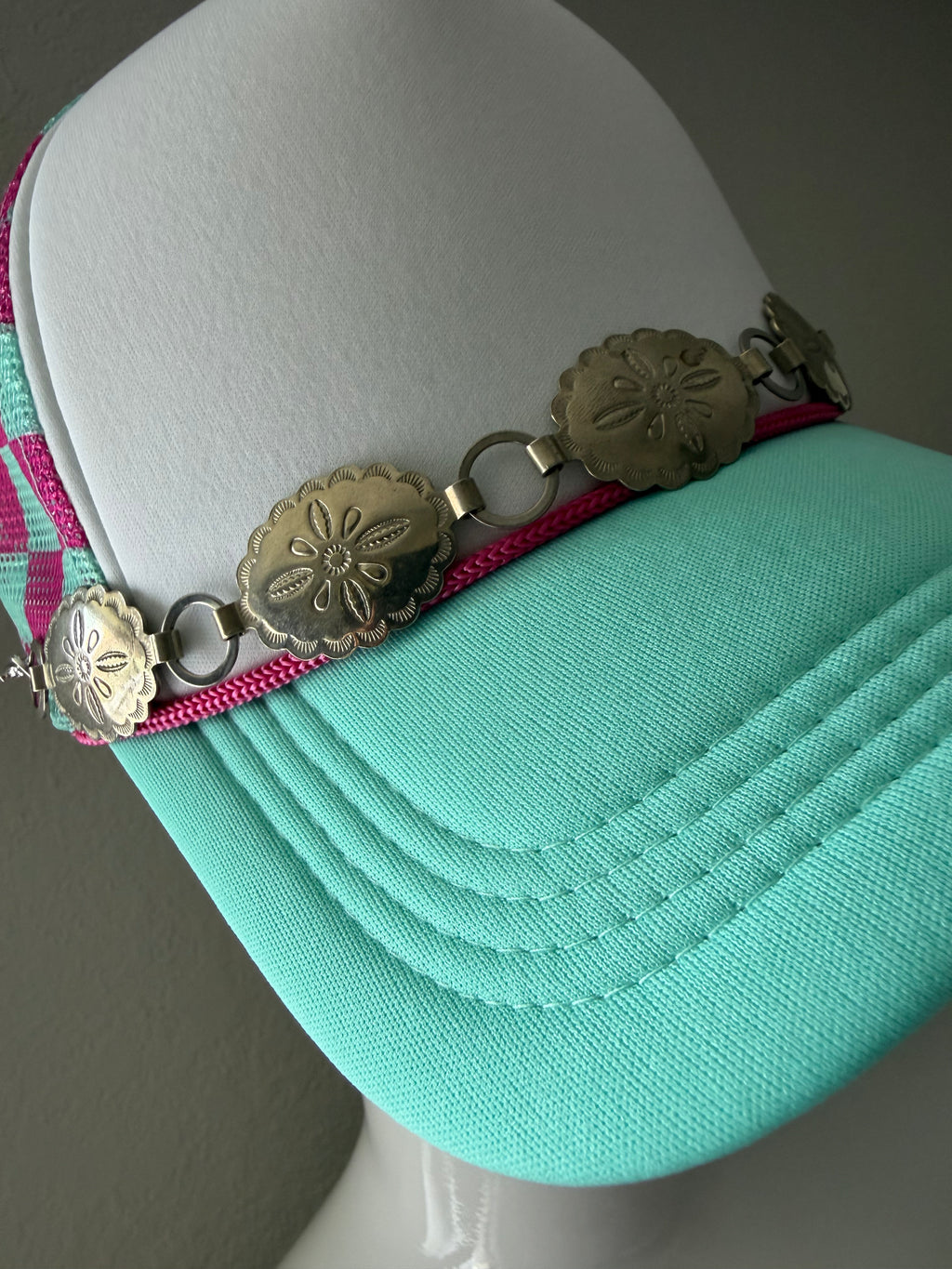 Western Style Hat Chain